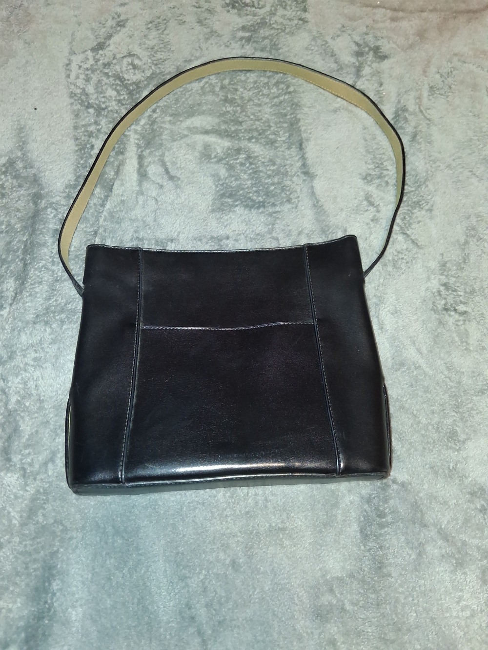 Classic Mondani Simulated Black Leather Shoulder Bag About 11x9 1/2